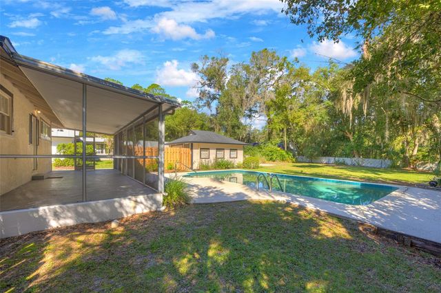 641 E PENNSYLVANIA AVENUE, Deland, FL 32724