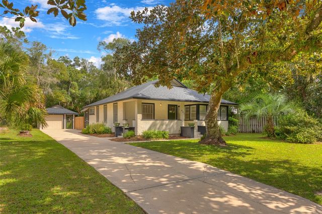 641 E PENNSYLVANIA AVENUE, Deland, FL 32724