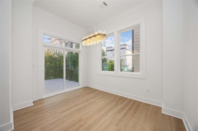 1413 Stanford Street, Houston, TX 77019