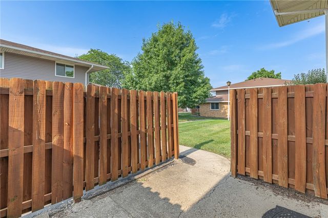 1643 Mars Hill Drive, West Carrollton, OH 45449
