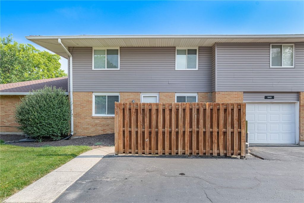 1643 Mars Hill Drive, West Carrollton, OH 45449