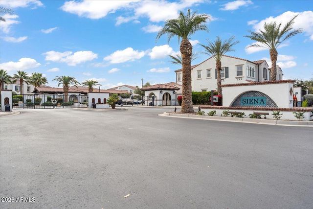 2477 W MARKET Place 27, Chandler, AZ 85248