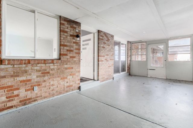 1565 Smith Road, Columbus, OH 43207