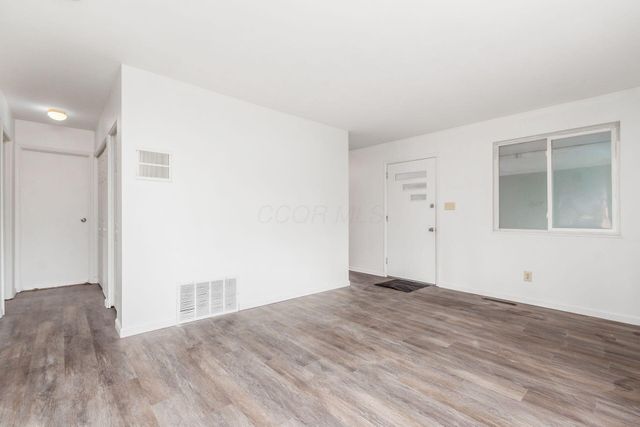 1565 Smith Road, Columbus, OH 43207