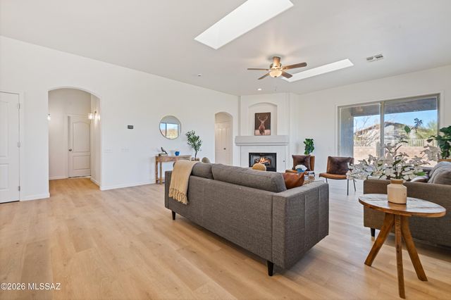 9896 E Wind Dancer Drive, Tucson, AZ 85748