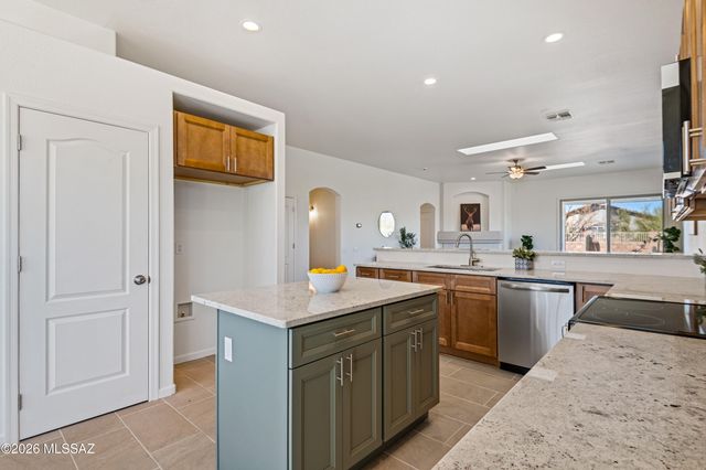 9896 E Wind Dancer Drive, Tucson, AZ 85748