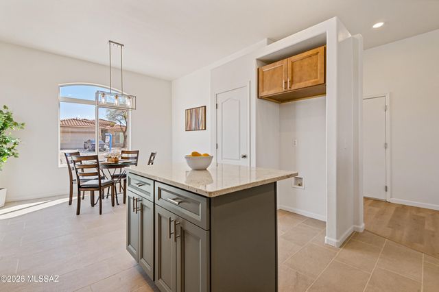 9896 E Wind Dancer Drive, Tucson, AZ 85748