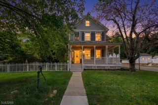 66 Hillside Ave, Midland Park Boro, NJ 07432