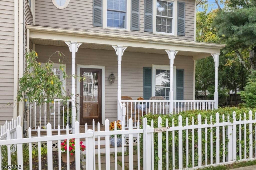 66 Hillside Ave, Midland Park Boro, NJ 07432 — photo 5