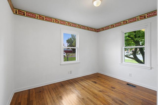 135 Barbara Ave, Gallatin, TN 37066