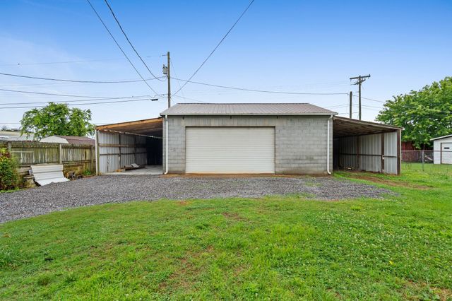 135 Barbara Ave, Gallatin, TN 37066