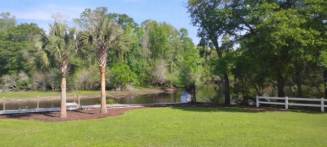 10358 Constitution Dr., Nichols, SC 29581