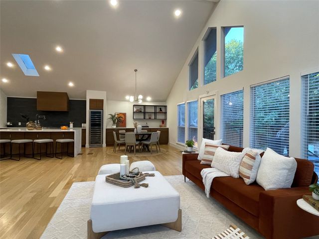 1223 N Tyler Street, Dallas, TX 75208