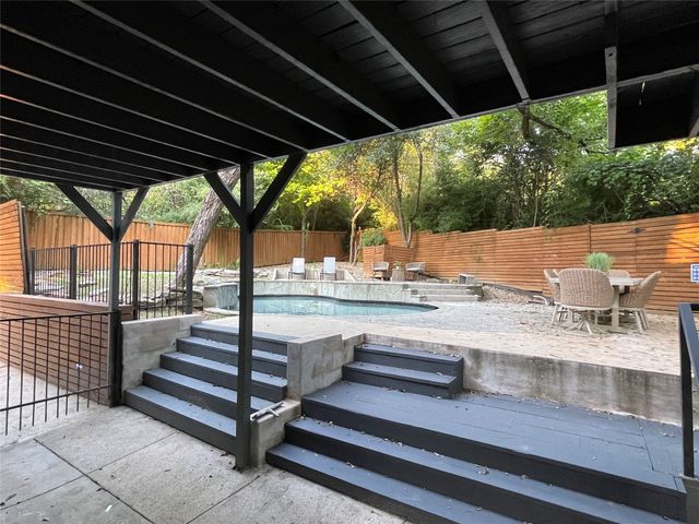 1223 N Tyler Street, Dallas, TX 75208