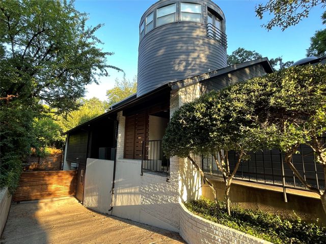 1223 N Tyler Street, Dallas, TX 75208