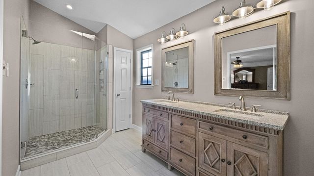 1883 EDWARDS MILL RD, Germantown, TN 38139