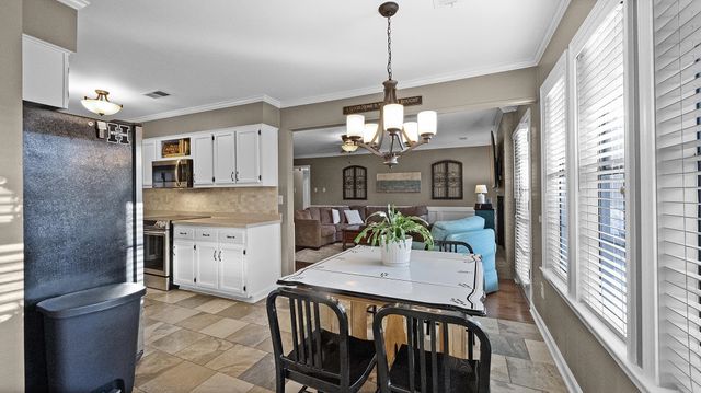 1883 EDWARDS MILL RD, Germantown, TN 38139