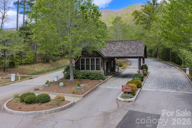 67 CLEAR WATER TRAIL Road 511, Fairview, NC 28730
