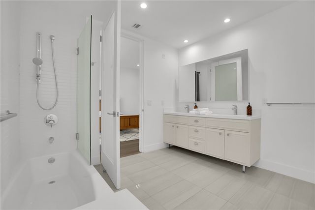 210 N Monterey Street 304, Alhambra, CA 91801