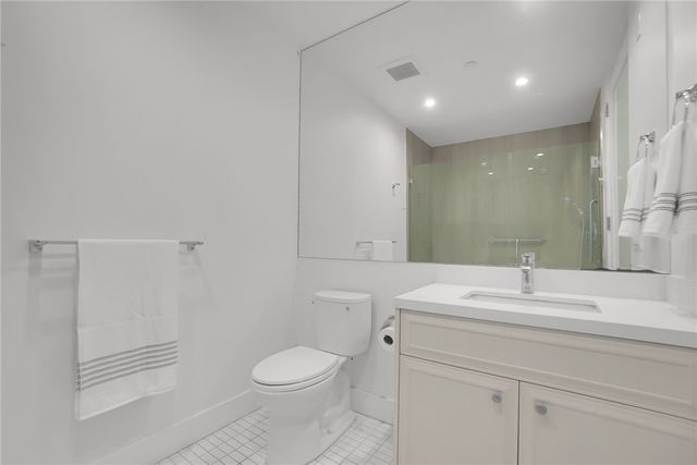 210 N Monterey Street 304, Alhambra, CA 91801