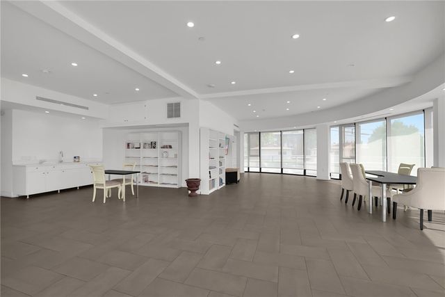 210 N Monterey Street 304, Alhambra, CA 91801