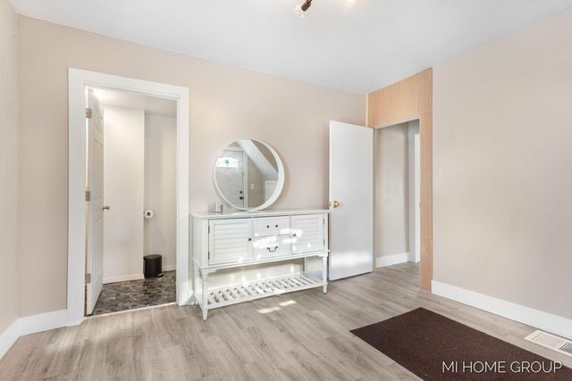 20449 W Howard City-Edmore, Reynolds Twp, MI 49329