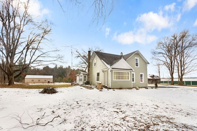 20449 W Howard City-Edmore, Reynolds Twp, MI 49329