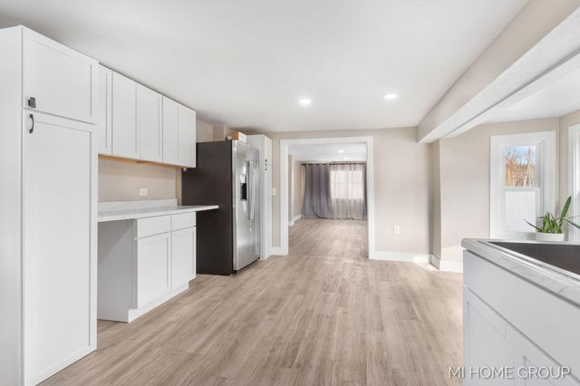 20449 W Howard City-Edmore, Reynolds Twp, MI 49329