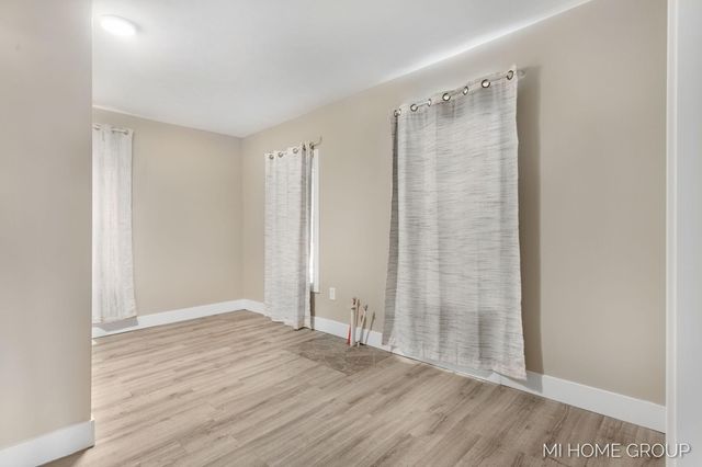 20449 W Howard City-Edmore, Reynolds Twp, MI 49329