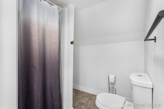 20449 W Howard City-Edmore, Reynolds Twp, MI 49329