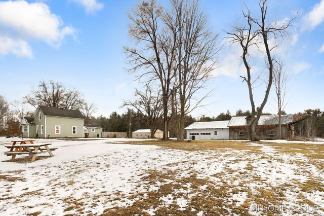 20449 W Howard City-Edmore, Reynolds Twp, MI 49329
