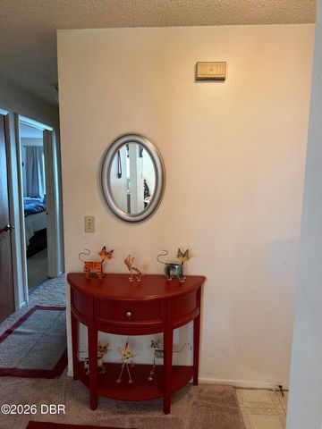 417 Banana Cay Dr Apt F, South Daytona, FL 32119