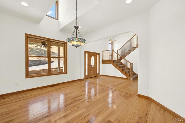 2136 Vineyard Hills Ct, Vacaville, CA 95688