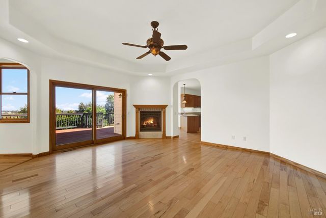 2136 Vineyard Hills Ct, Vacaville, CA 95688