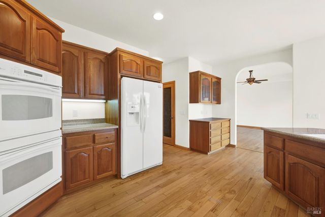 2136 Vineyard Hills Ct, Vacaville, CA 95688