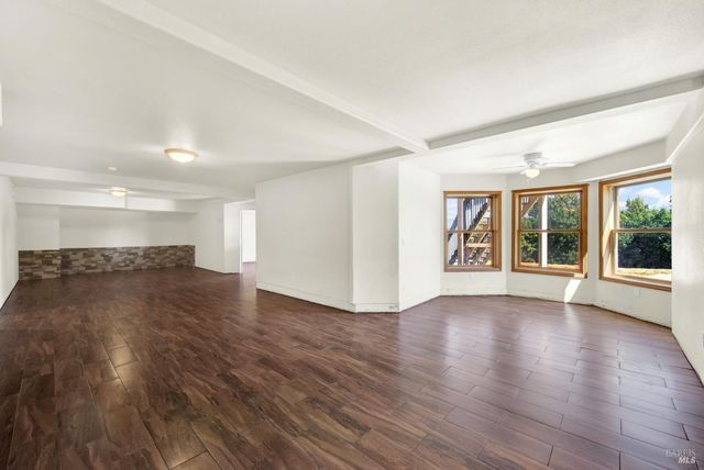 2136 Vineyard Hills Ct, Vacaville, CA 95688