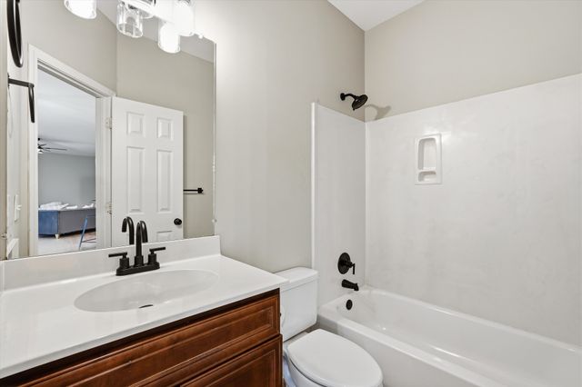 901 West Point Cove, Hermitage, TN 37076