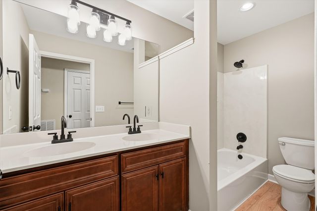 901 West Point Cove, Hermitage, TN 37076