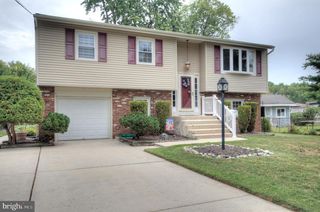 12 LITTLE LN, Barrington, NJ 08007