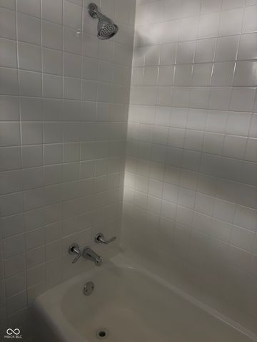 711 Howard Road, Greenwood, IN 46142