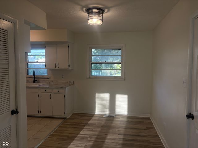 711 Howard Road, Greenwood, IN 46142