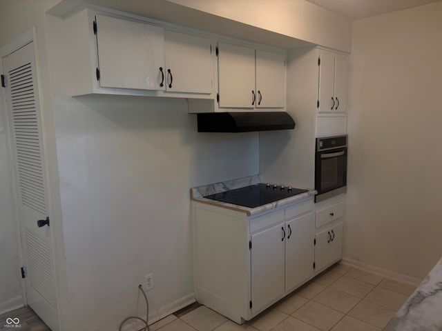 711 Howard Road, Greenwood, IN 46142