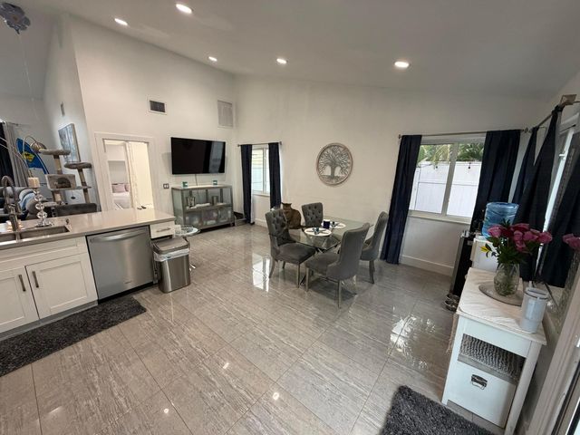 8097 Cedar Hollow Lane, Boca Raton, FL 33433