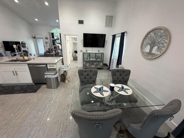 8097 Cedar Hollow Lane, Boca Raton, FL 33433