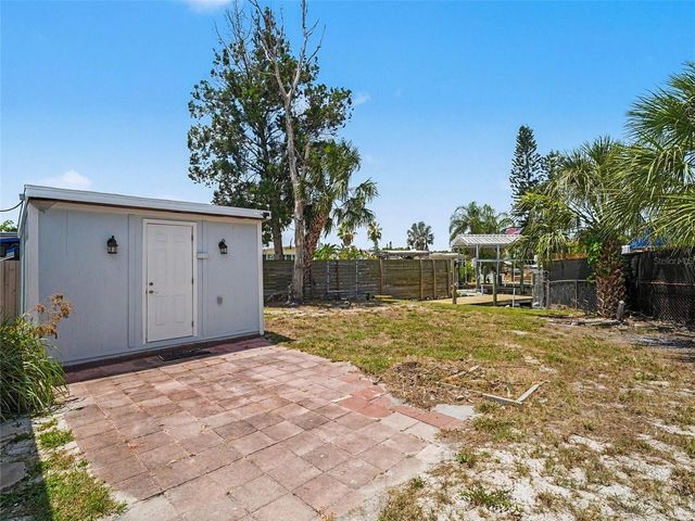 802 WHITE HERON BOULEVARD, Ruskin, FL 33570