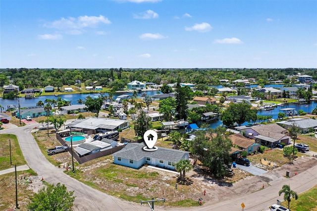 802 WHITE HERON BOULEVARD, Ruskin, FL 33570