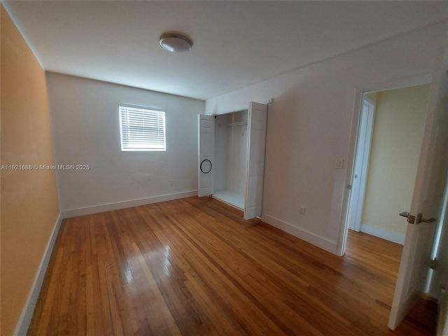 8105 SW 17th Ter, Miami, FL 33155