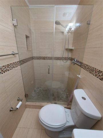 8105 SW 17th Ter, Miami, FL 33155