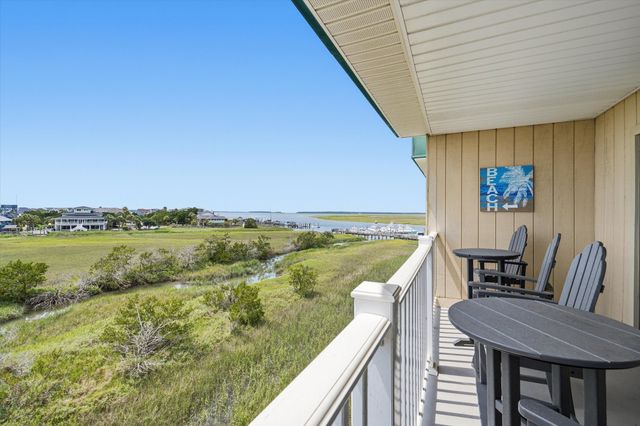 3701 Docksite Road 304, Edisto Beach, SC 29438