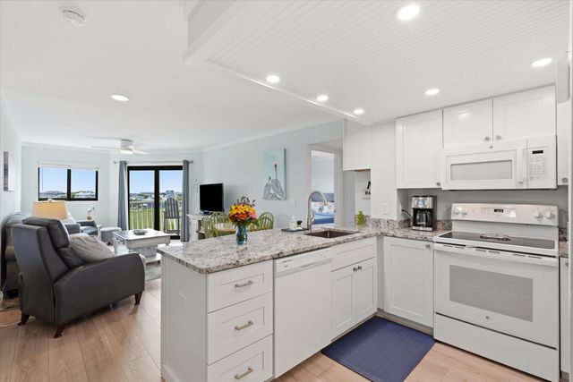 3701 Docksite Road 304, Edisto Beach, SC 29438